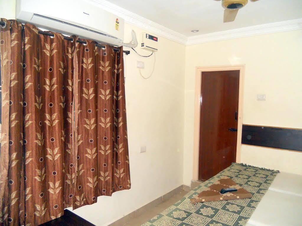 Hotel Sahasra Residency Tirupati Exterior photo